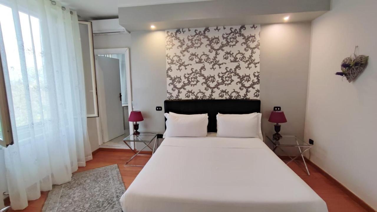 Bed and Breakfast Il Roseto Frosinone Exteriér fotografie